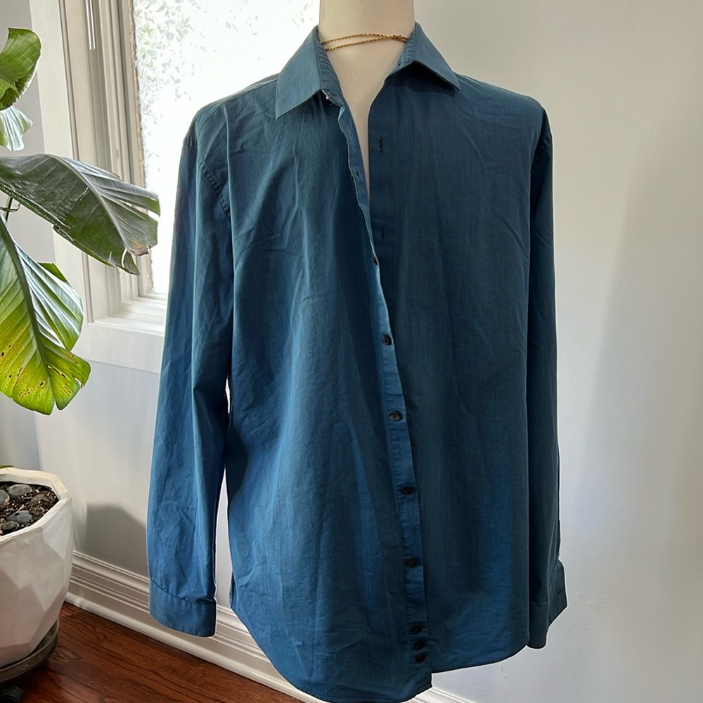 Reaction Kenneth Cole Blue Casual Button Down Shirt
